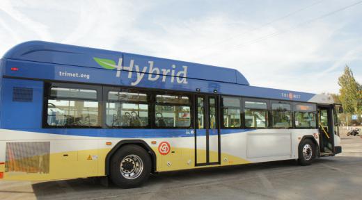 اتوبوسهای هیبریدی از بلاروس در راه است.. ناقابل هر دستگاه ۳۰۰ هزار دلار